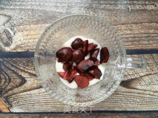 车厘子奥利奥奶油酸奶杯的做法步调：5