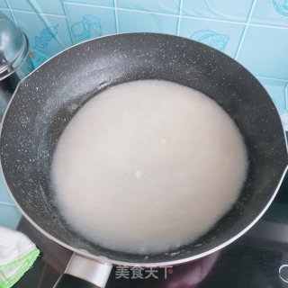 利剑菜年夜虾汤的做法步调：5