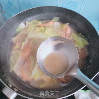 利剑菜年夜虾汤的做法步调：7