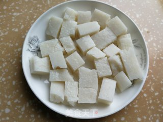 炒麻糍的做法步调：3