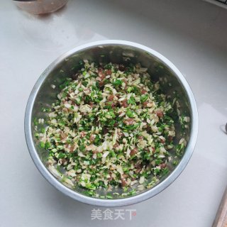 利剑菜蒜苗火饺的做法步调：7