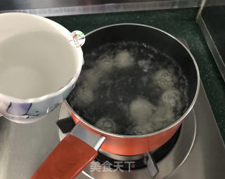 酸辣陈肉汤圆  #元宵节#的做法步调：5