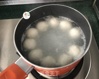 酸辣陈肉汤圆  #元宵节#的做法步调：6