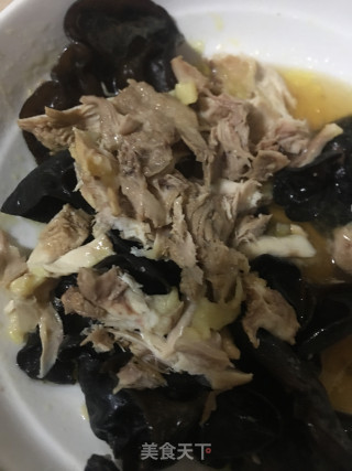 辣椒蒜苗炒鸡丝的做法步调：3