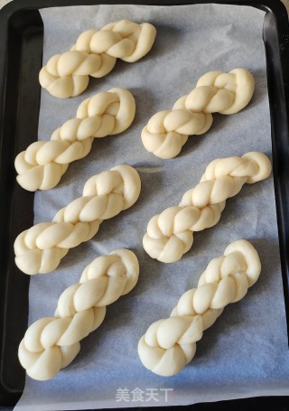 已经的小整食——麻花的做法步调：12