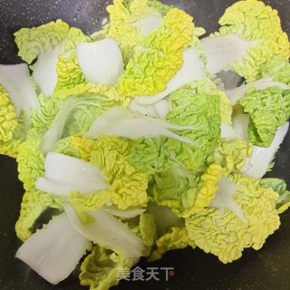 白椒炒奶利剑菜的做法步调：5