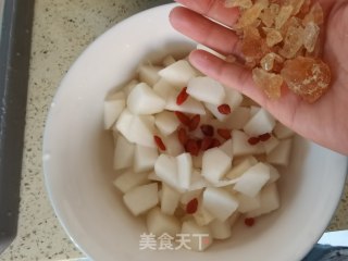 春月梨汤的做法步调：4