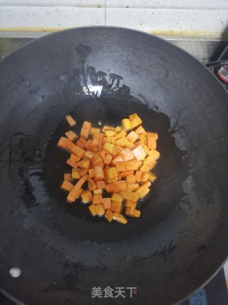 炒四丁的做法步调：3