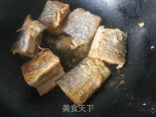 家常烧带鱼的做法步调：4