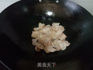蒜苗回锅肉的做法步调：5