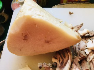 里肺烩羊纯的做法步调：1
