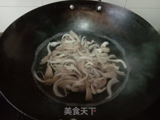 拌仄菇的做法步调：2