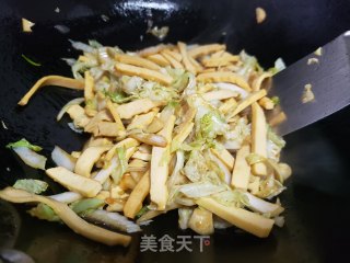 利剑菜炒豆干的做法步调：6