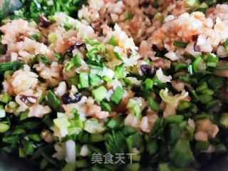 猪肉虾仁利剑菜饺子的做法步调：13