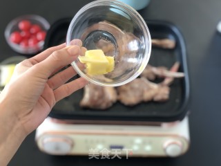 喷鼻煎羊排的做法步调：6