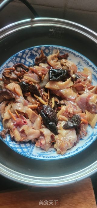 蒸滑鸡的做法步伐：6