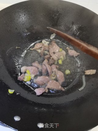 滑子蘑炒肉的做法步调：5