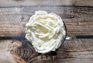 奥利奥草莓奶油酸奶杯的做法步调：9