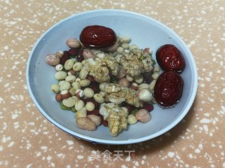 纯粮豆乳的做法步调：1