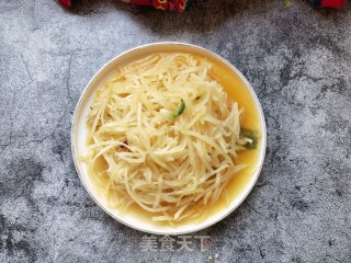 茶油炒利剑萝卜丝的做法步调：8