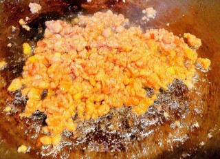 #酸甜蜜食#肉沫干烧偏偏心鱼的做法步调：7