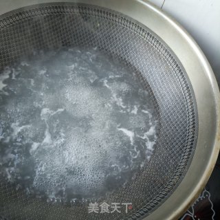 西兰花拌酱护心肉的做法步伐：7