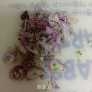 喷鼻辣虾的做法步调：2