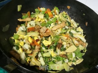 十锦炒年糕的做法步伐：11