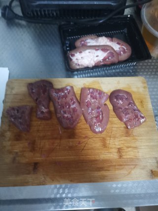 水爆腰花女的做法步调：3