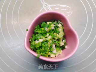 葱喷鼻芥终腊肉披萨的做法步调：10