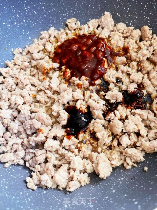 肉沫豆腐的做法步调：2