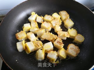 炒麻糍的做法步调：6