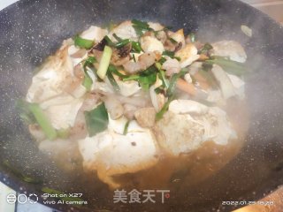 五花肉烧豆腐的做法步调：6