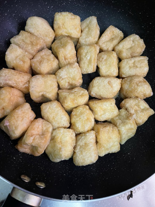 煎酿油豆腐的做法步调：5