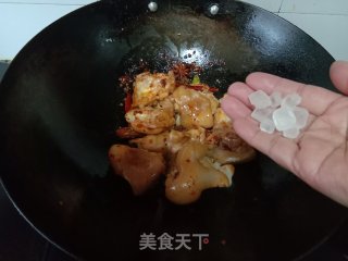 喷鼻辣猪蹄的做法步调：8