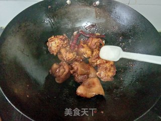 喷鼻辣猪蹄的做法步调：12