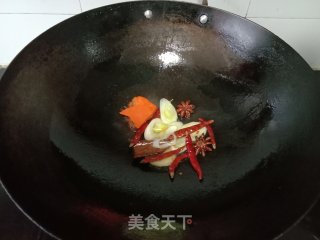 喷鼻辣猪蹄的做法步调：6