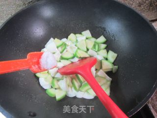 蚝油西葫芦鸡卵白的做法步调：5