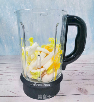 娃娃菜蘑菇汤的做法步调：2