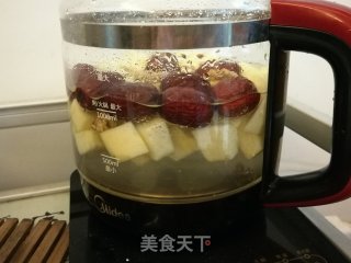 核桃白枣苹果汤的做法步调：3