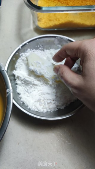 炸牛奶的做法步调：13