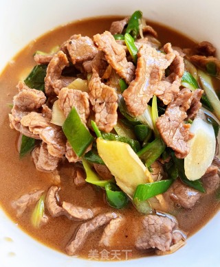 姜葱牛肉的做法步调：4