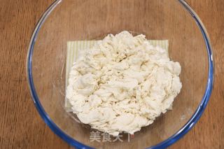 枣花馍的做法步调：2