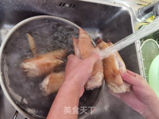 卤猪蹄的做法步调：5