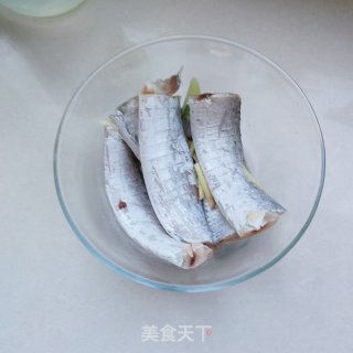 身无分文、炸带鱼的做法步调：4