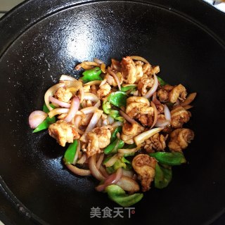 青椒虾仁的做法步调：5