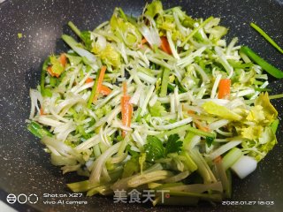 芹菜炒牛肉的做法步调：4