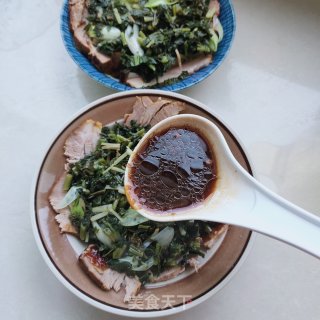 五花肉雪里蕻扣肉的做法步调：17