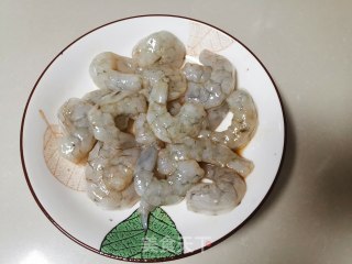 坚炸虾仁的做法步调：3