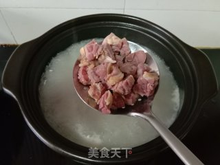 蒜苔炒腊鸭腿的做法步调：2